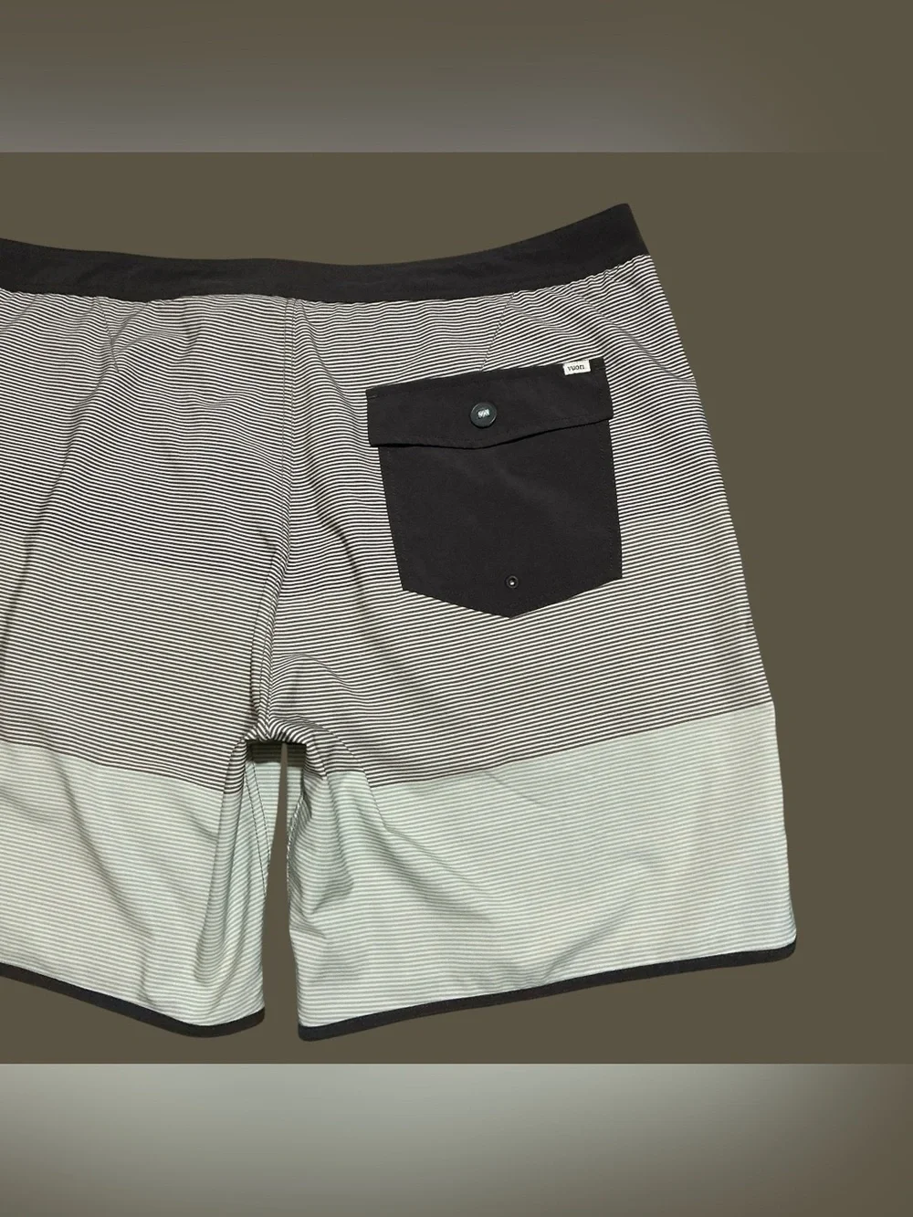 Vuori Cruise Boardshorts 38 Striped Swim Trunks